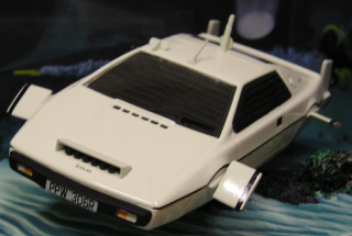 Illustration for article titled Lotus Esprit Submarine Car From The Spy Who Loved Me Heading To Auction Again